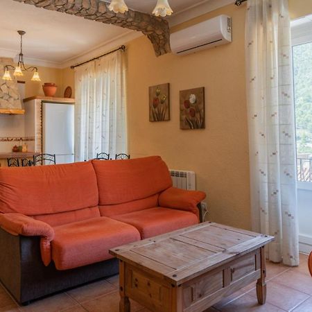 איינה Casas Rurales Balcon De Las Mayas מראה חיצוני תמונה