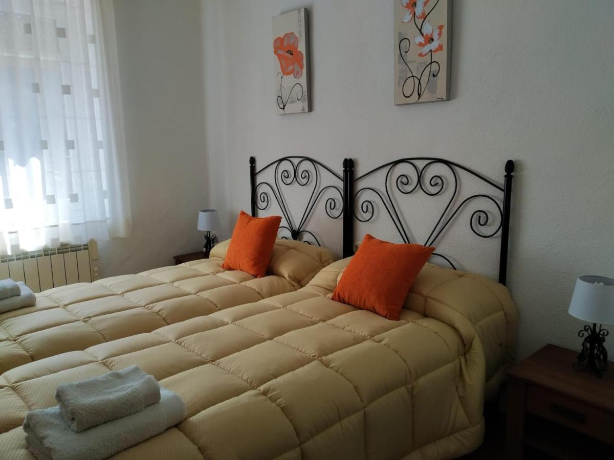 איינה Casas Rurales Balcon De Las Mayas מראה חיצוני תמונה