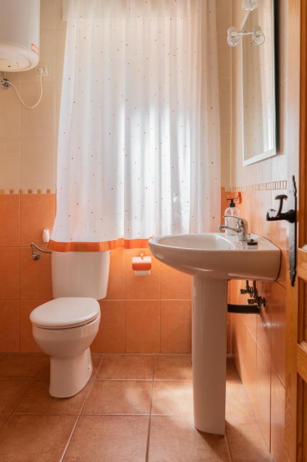 איינה Casas Rurales Balcon De Las Mayas מראה חיצוני תמונה
