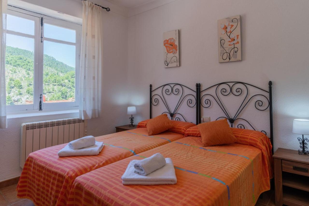 איינה Casas Rurales Balcon De Las Mayas מראה חיצוני תמונה